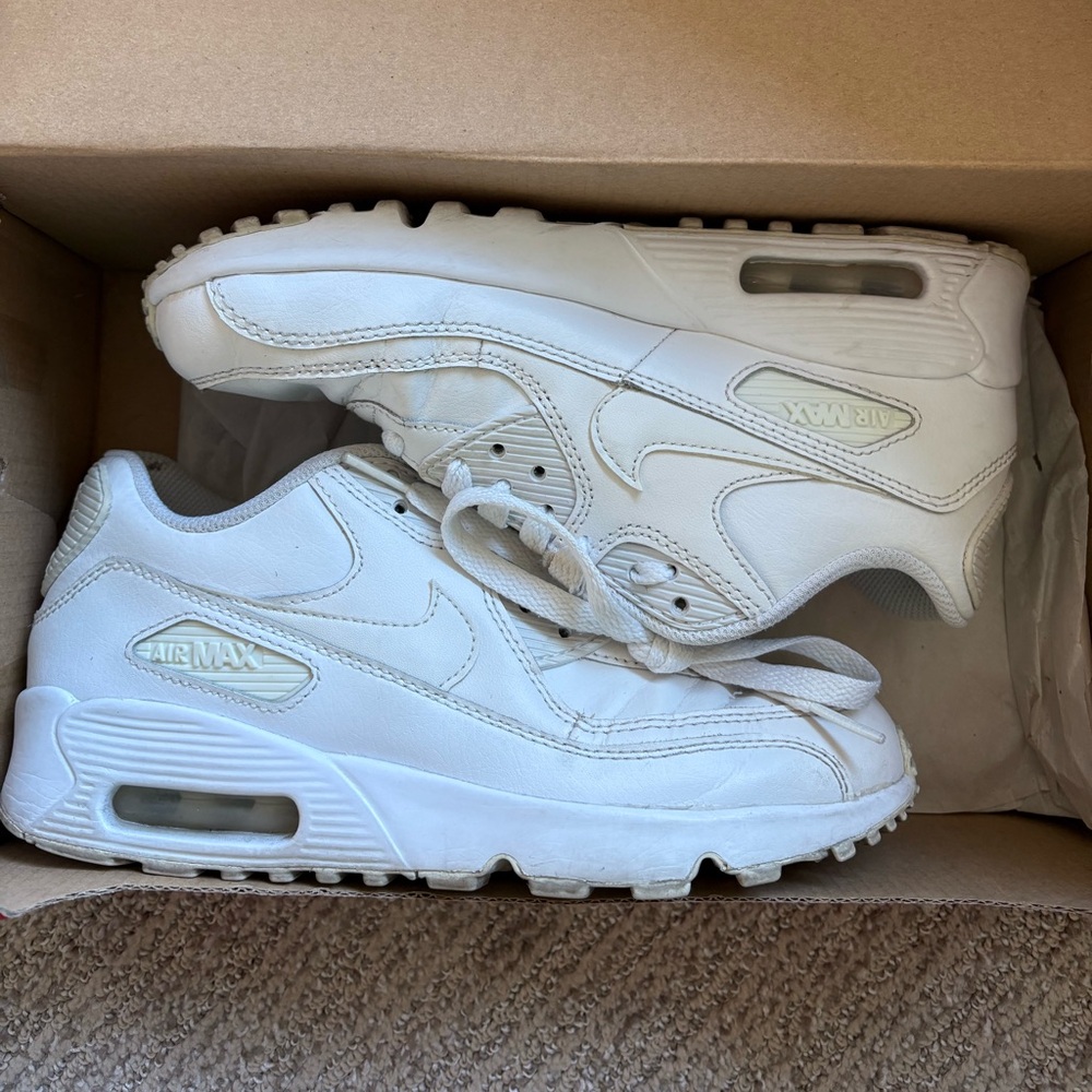 NIKE AIR MAX 90